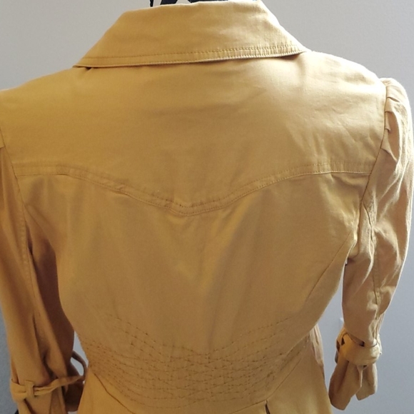 Jacket - Picture 4 of 7